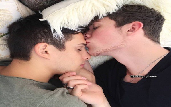 Skandal Video Bokep Gay Viral  KABUPATEN LANDAK